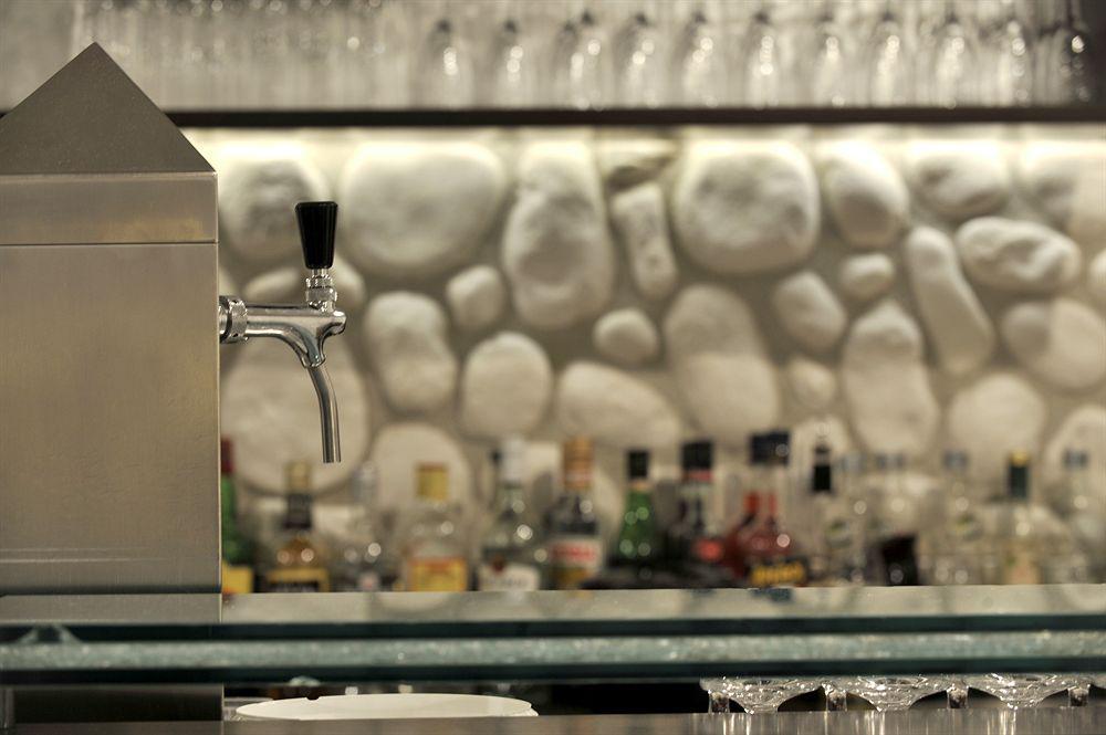 Bivius Hotel Restaurant Luxembourg Strassen Bagian luar foto